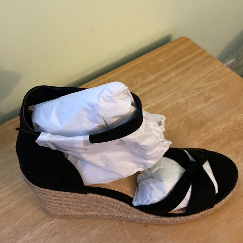 Ladies wedge sandals